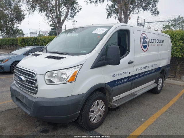 2018 Ford Transit-250 მანქანა იყიდება აუქციონზე, vin: 1FTYR1YM6JKA65043, აუქციონის ნომერი: 45123952