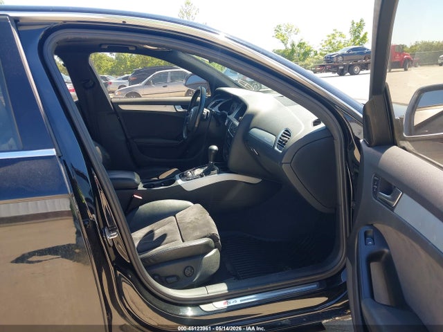 45123961 :رقم المزاد ، WAUBGAFL5AA141490 vin ، 2010 Audi S4 3.0 Premium Plus مزاد بيع