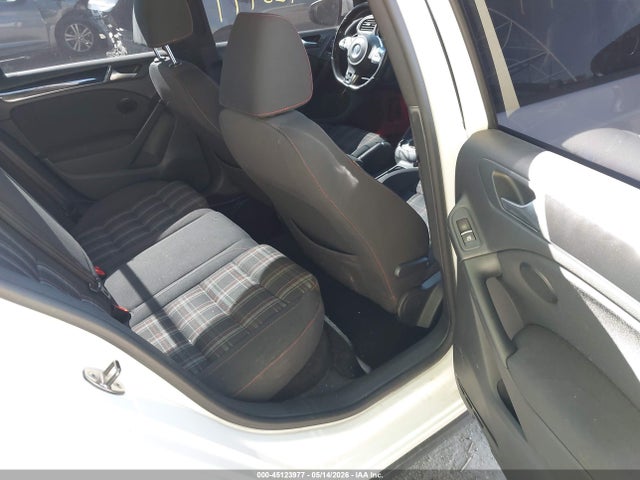 45123977 :رقم المزاد ، WVWHV7AJ9CW271404 vin ، 2012 Volkswagen Gti 4-door مزاد بيع