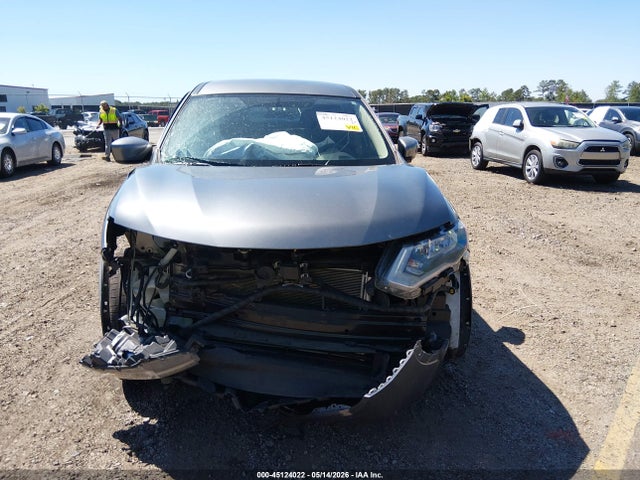Aukcja sprzedaży 2018 Nissan Rogue S, vin: KNMAT2MVXJP609411, numer aukcji: 45124022