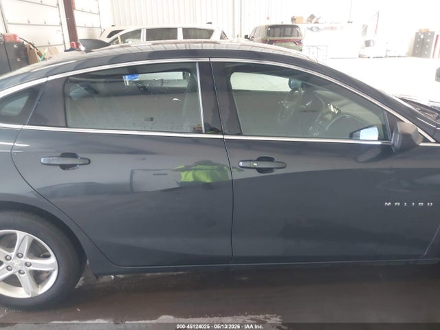 1G1ZC5ST8LF153240 Chevrolet Malibu Fwd 1fl