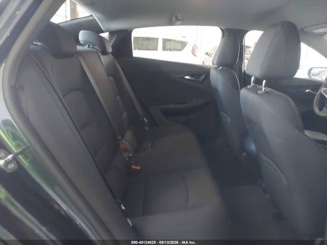 1G1ZC5ST8LF153240 Chevrolet Malibu Fwd 1fl