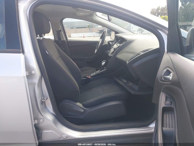 Продаж на аукціоні авто 2016 Ford Focus Se, vin: 1FADP3F25GL279211, номер лоту: 45124037