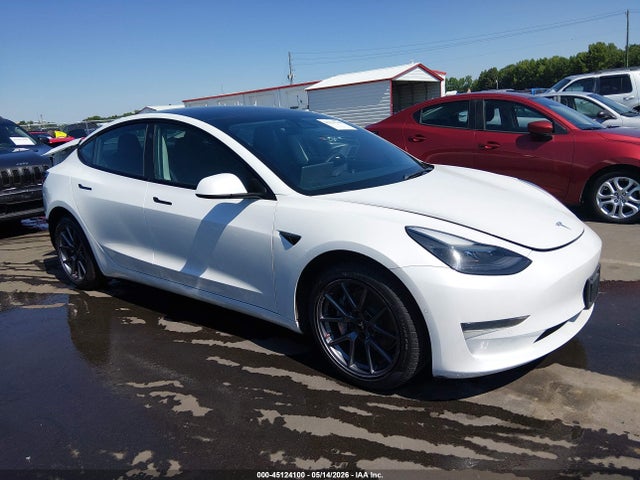 Auction sale of the 2022 Tesla Model 3 Rear-wheel Drive, vin: 5YJ3E1EA5NF290511, lot number: 45124100