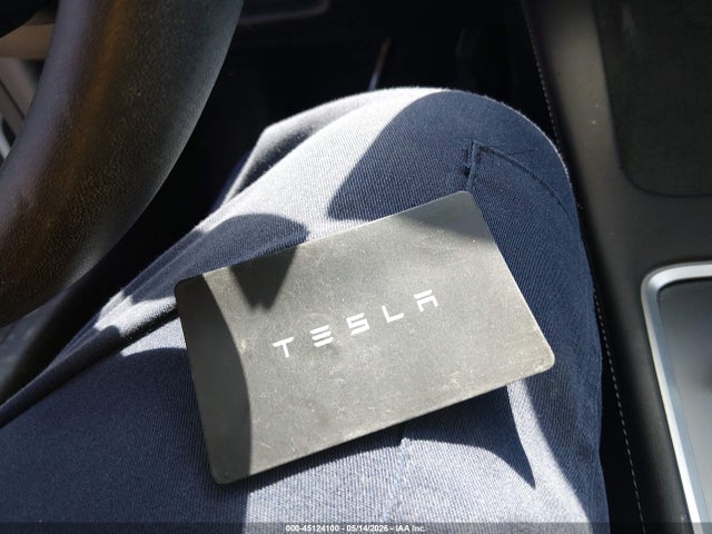 2022 Tesla Model 3 Rear-wheel Drive მანქანა იყიდება აუქციონზე, vin: 5YJ3E1EA5NF290511, აუქციონის ნომერი: 45124100