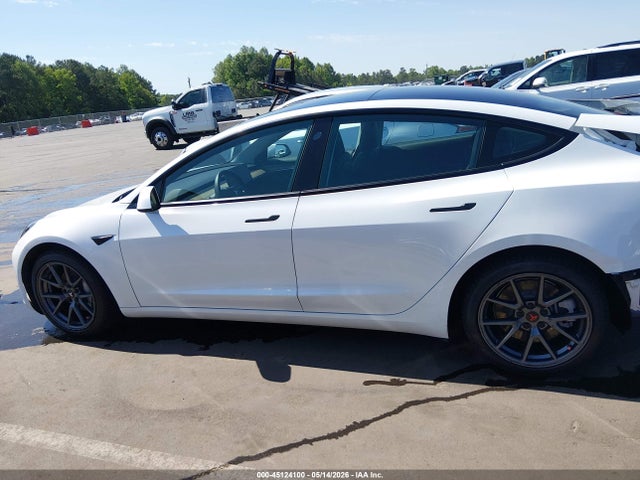 2022 Tesla Model 3 Rear-wheel Drive მანქანა იყიდება აუქციონზე, vin: 5YJ3E1EA5NF290511, აუქციონის ნომერი: 45124100