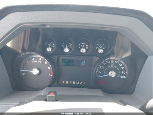 45124111 :رقم المزاد ، 1FDRF3G65FEA04635 vin ، 2015 Ford F-350 Chassis Xl مزاد بيع