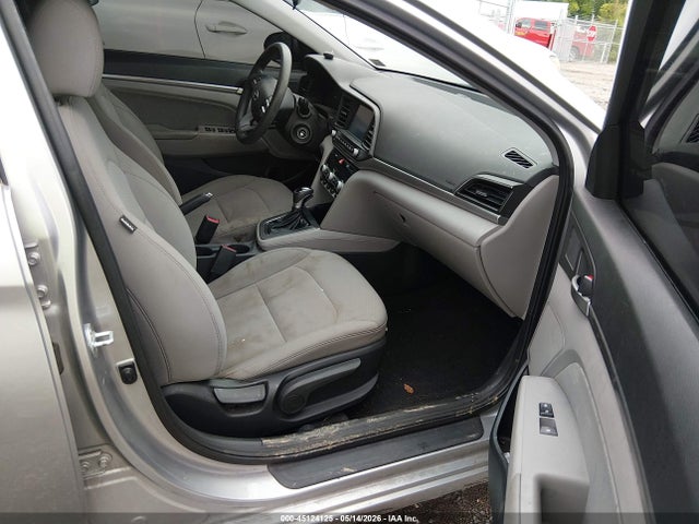 5NPD84LF5LH632274 Hyundai ELANTRA SEL