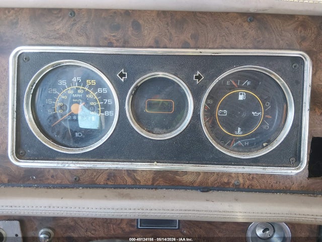 45124158 :رقم المزاد ، 1GBKP37W8K3311388 vin ، 1989 Chevrolet P30 مزاد بيع