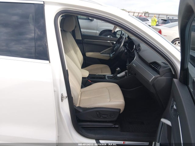 45124212 :رقم المزاد ، WA1EECF36L1111753 vin ، 2020 Audi Q3 Premium Plus 45 Tfsi S Line Quattro Tiptronic مزاد بيع
