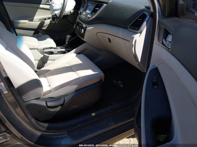 Продаж на аукціоні авто 2016 Hyundai Tucson Sport, vin: KM8J33A28GU027216, номер лоту: 45124228