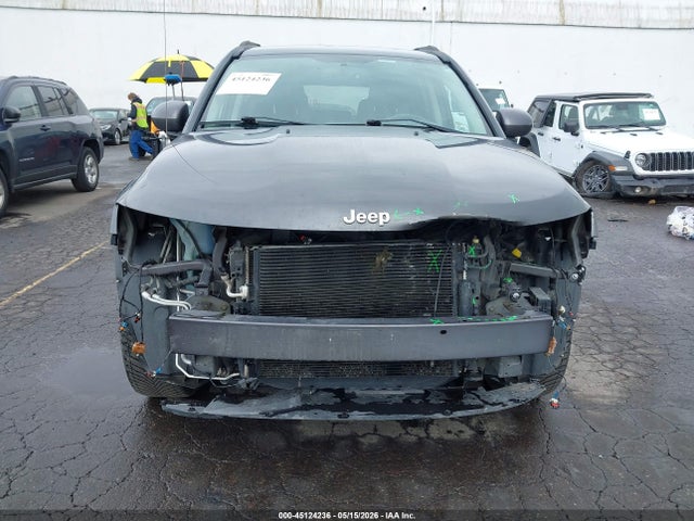 45124236 :رقم المزاد ، 1C4NJDEB7ED761032 vin ، 2014 Jeep Compass Latitude مزاد بيع