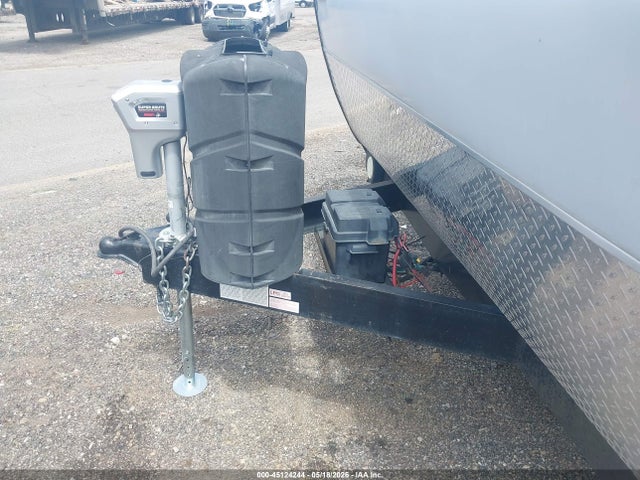 Desert Fox 5th Wheel 2018 4N17F2727J0148634 Image 10