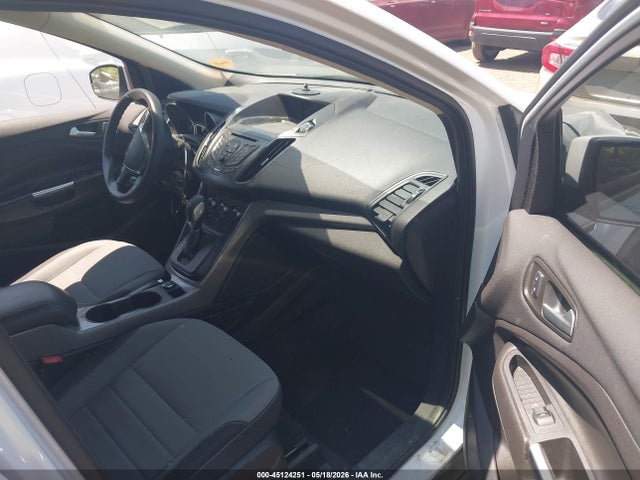 Продажа на аукционе авто 2015 Ford Escape Se, vin: 1FMCU0GX1FUC76141, номер лота: 45124251