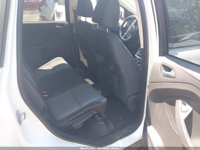 Продажа на аукционе авто 2015 Ford Escape Se, vin: 1FMCU0GX1FUC76141, номер лота: 45124251