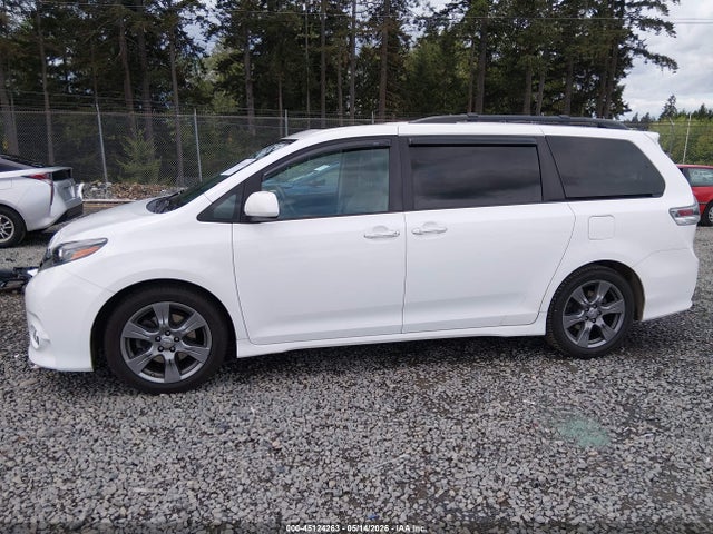 Toyota Sienna Se 8 Passenger 2017 5TDXZ3DC9HS863298 Image 15