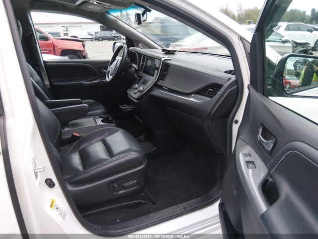 Toyota Sienna Se 8 Passenger 2017 5TDXZ3DC9HS863298 Image 18