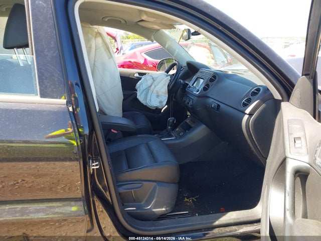 45124314 :رقم المزاد ، WVGBV7AX4GW065872 vin ، 2016 Volkswagen Tiguan S مزاد بيع