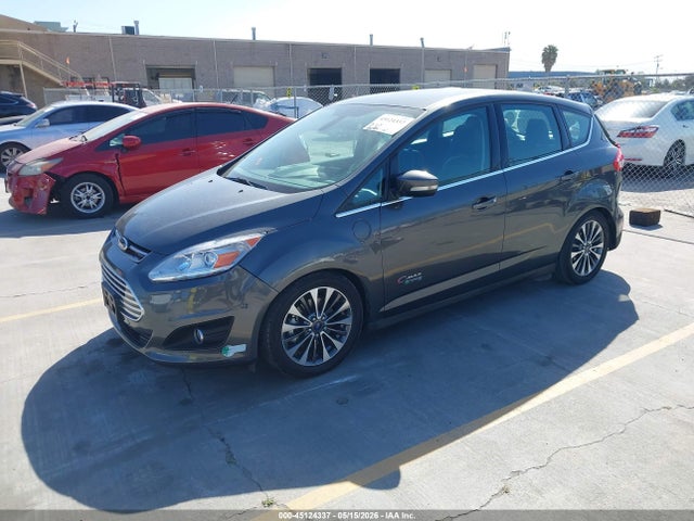 Ford C-max Energi Titanium 2017 1FADP5FUXHL117282 Image 2