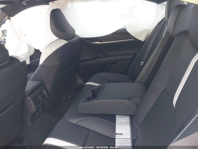 Toyota CAMRY SE 2026 4T1DAACKXTU741184 Image 8