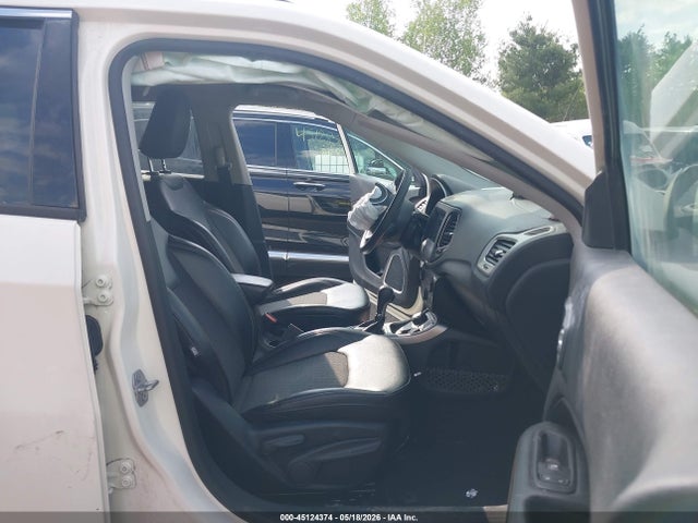 Jeep Compass Latitude 4x4 2019 3C4NJDBB6KT646125 Image 5