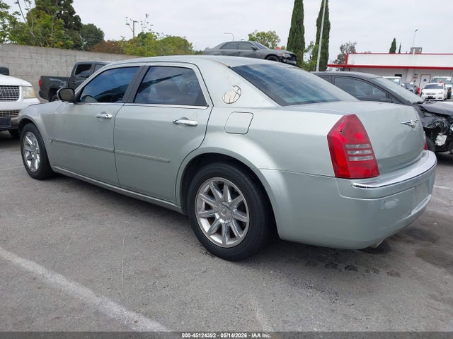 Продажа на аукционе авто 2006 Chrysler 300c, vin: 2C3LA63H46H421503, номер лота: 45124392