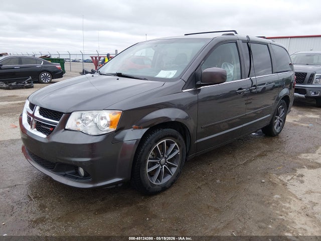 2C4RDGCGXHR689849 Dodge Grand Caravan Sxt