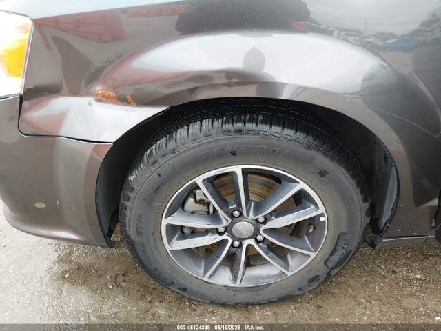 2C4RDGCGXHR689849 Dodge Grand Caravan Sxt