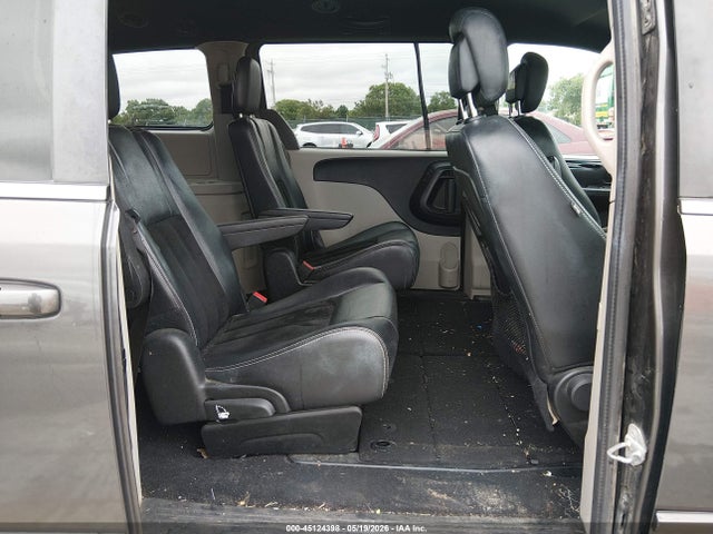 2C4RDGCGXHR689849 Dodge Grand Caravan Sxt