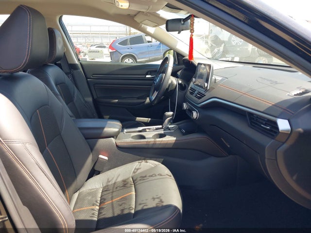 Продажа на аукционе авто 2021 Nissan Altima Sr Fwd, vin: 1N4BL4CV2MN378382, номер лота: 45124402