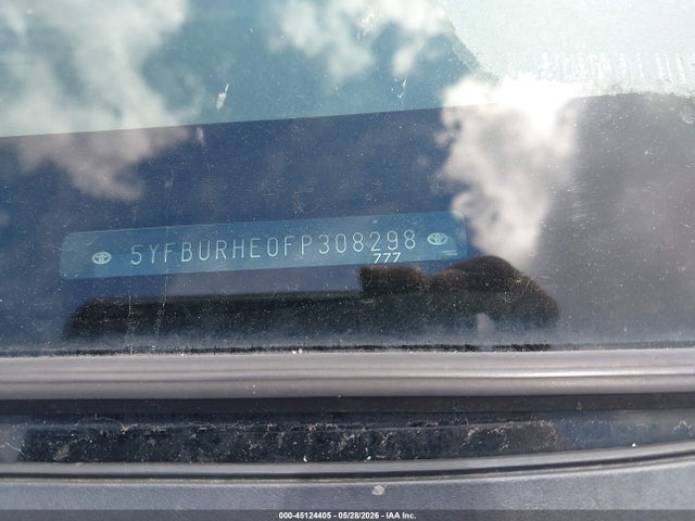 5YFBURHE0FP308298 Toyota COROLLA LE