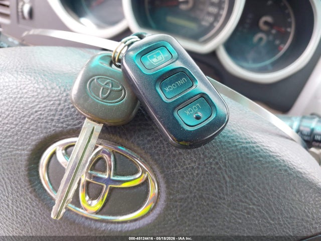45124416 :رقم المزاد ، JTEBU17R648017945 vin ، 2004 Toyota 4runner Limited V6 مزاد بيع