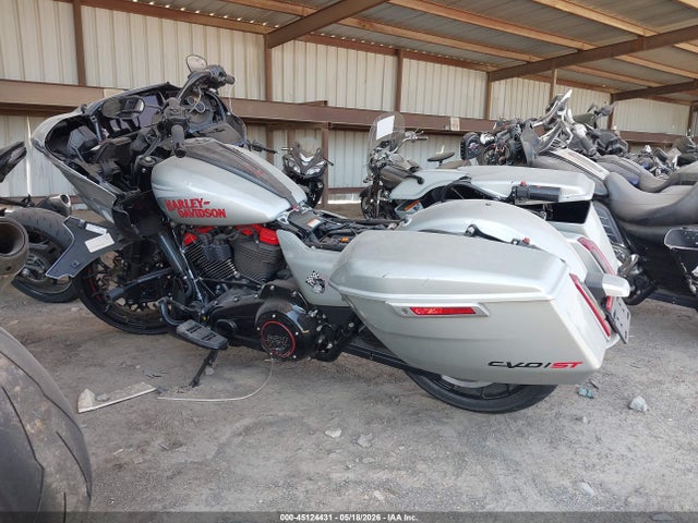 Harley-Davidson Fltrxstse 2025 1HD1TL810SB958880 Image 3