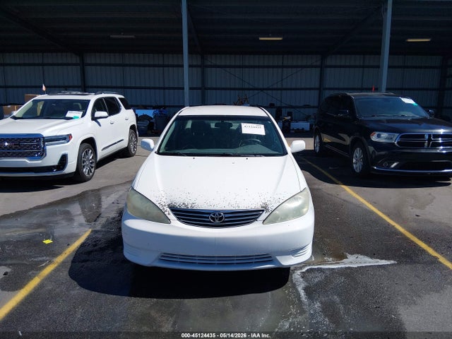 Продажа на аукционе авто 2005 Toyota Camry Le, vin: 4T1BE32K65U395890, номер лота: 45124435