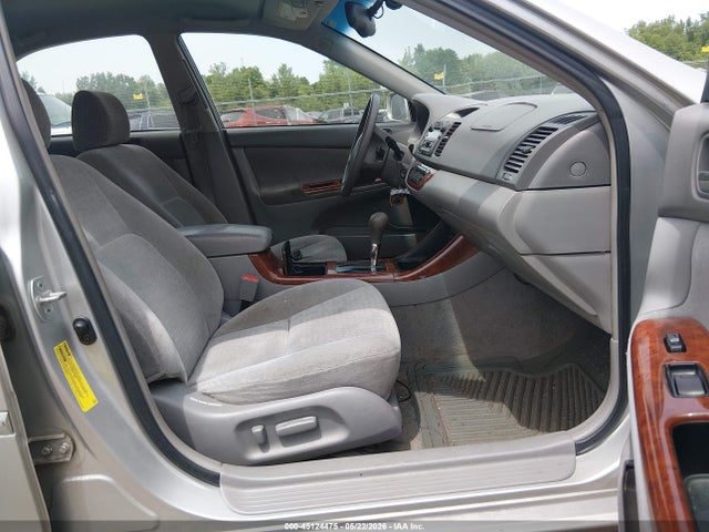 45124475 :رقم المزاد ، 4T1BE30K43U738308 vin ، 2003 Toyota Camry Xle مزاد بيع