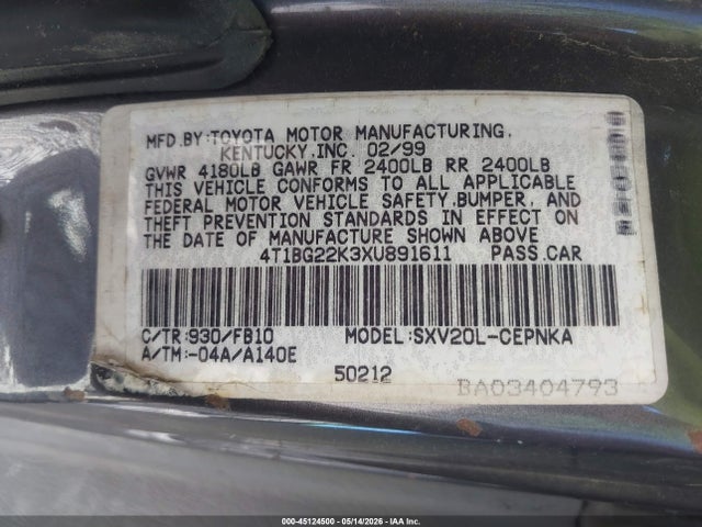 45124500 :رقم المزاد ، 4T1BG22K3XU891611 vin ، 1999 Toyota Camry Le مزاد بيع