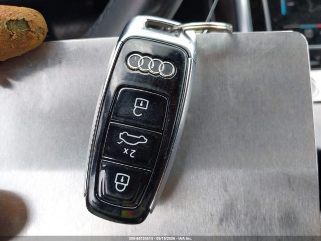 45124514 :رقم المزاد ، WA1FVBF19ND021446 vin ، 2022 Audi Q8 Prestige 55 Tfsi Quattro Tiptronic مزاد بيع