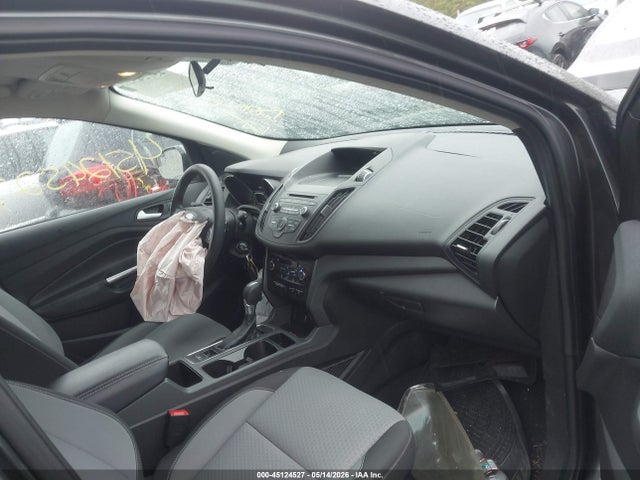 45124527 :رقم المزاد ، 1FMCU9GD2HUD63530 vin ، 2017 Ford Escape Se مزاد بيع
