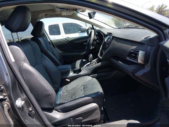 45124532 :رقم المزاد ، 4S4BTANC0N3255564 vin ، 2022 Subaru Outback Limited مزاد بيع