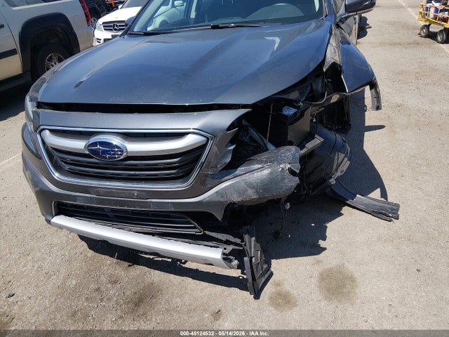 45124532 :رقم المزاد ، 4S4BTANC0N3255564 vin ، 2022 Subaru Outback Limited مزاد بيع