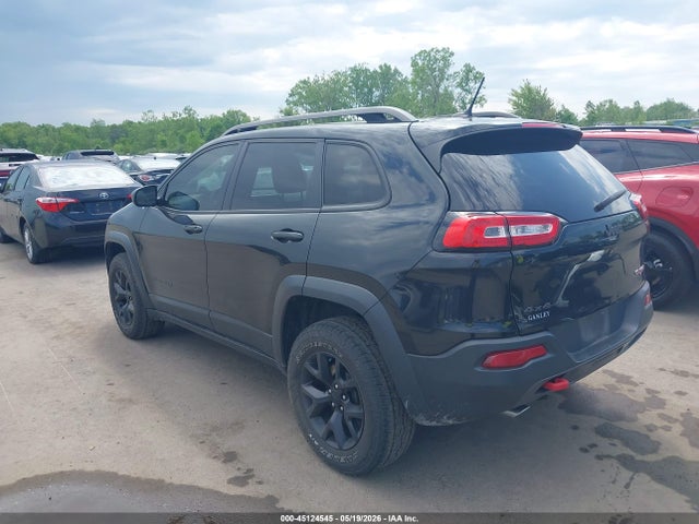 Продажа на аукционе авто 2015 Jeep Cherokee Trailhawk, vin: 1C4PJMBS2FW575479, номер лота: 45124545