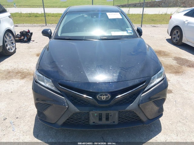 Продажа на аукционе авто 2018 Toyota Camry Se, vin: 4T1B11HK4JU138325, номер лота: 45124553