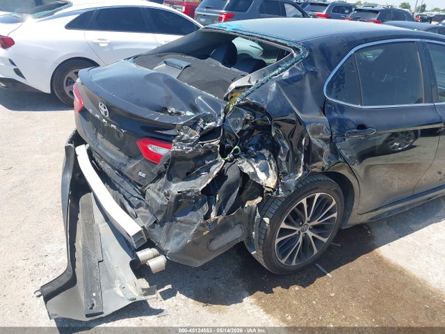 Продажа на аукционе авто 2018 Toyota Camry Se, vin: 4T1B11HK4JU138325, номер лота: 45124553