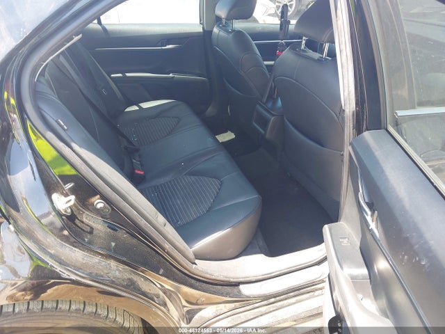 Продажа на аукционе авто 2018 Toyota Camry Se, vin: 4T1B11HK4JU138325, номер лота: 45124553