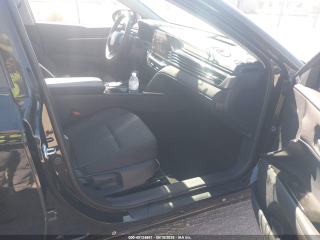Toyota CAMRY LE 2026 4T1DAACK1TU250339 Image 5