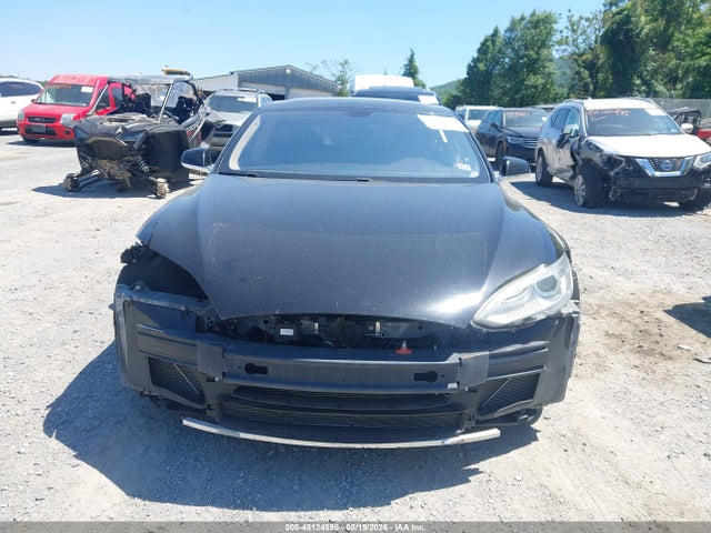 Продаж на аукціоні авто 2013 Tesla Model S Performance, vin: 5YJSA1DP7DFP05713, номер лоту: 45124595