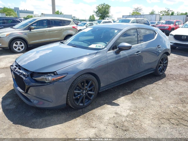 Mazda Mazda3 Premium 2021 JM1BPBML1M1402159 Image 2