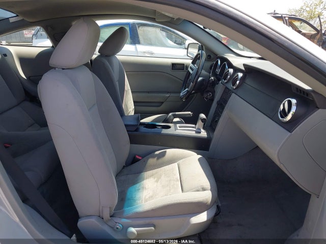 Aukcja sprzedaży 2005 Ford Mustang V6 Deluxe/v6 Premium, vin: 1ZVFT80N755174831, numer aukcji: 45124682