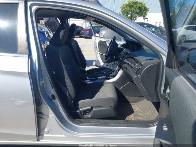 Продажа на аукционе авто 2017 Honda Accord Lx, vin: 1HGCR2F33HA179982, номер лота: 45124695