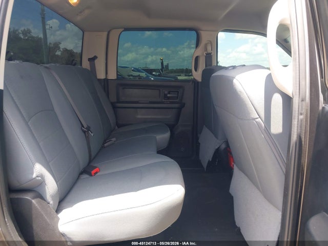 Продаж на аукціоні авто 2018 Ram 1500 Express  4x2 5'7 Box, vin: 3C6RR6KT5JG194603, номер лоту: 45124713